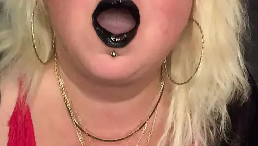 Blanca seninle edepsizce konuşurken soyunmasını izle!