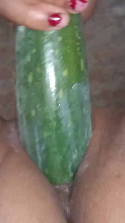 Indian Village Homemade Housewife Enjoyed By King Size Ninua And Cums Sohw Desi Bodi Bangali Bhabhi Enjoyed Vegetable… | Clip 1