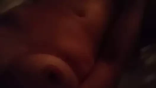 Sıcak oral seks ve vibratör eylem