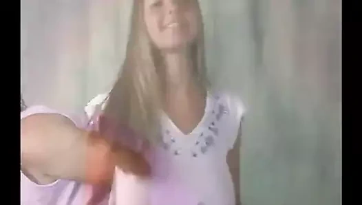 Christina Zıplayan Boobs -bymonique