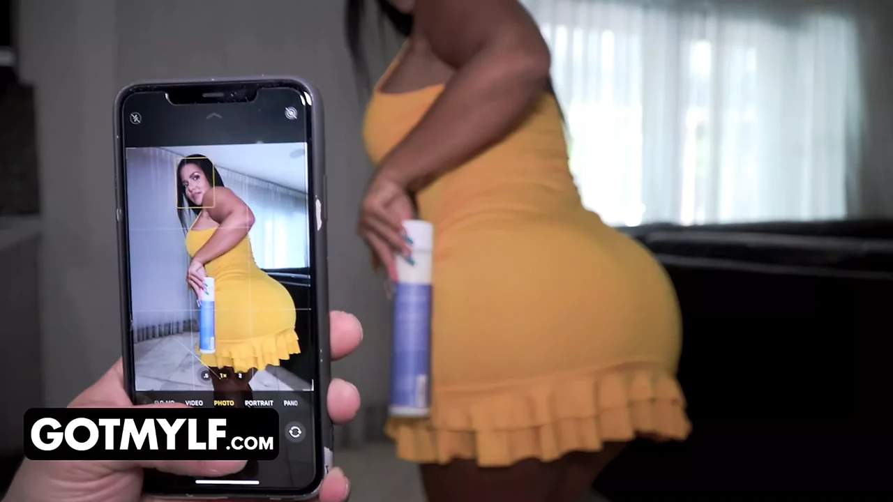 Busty milf gül monroe gets ona göt yağlı yukarı