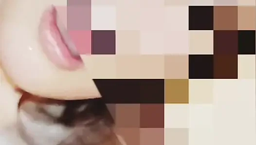Gerçek ve doğal tepkilerle amatör ev yapımı