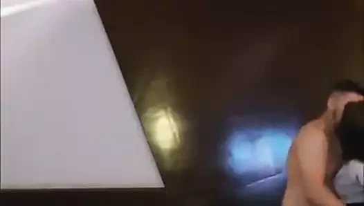 Amante relijiosa ,se inca pa mamar ,rico sexo oral