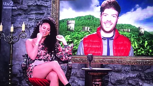 Ünlü beni buradan çıkar(külot)