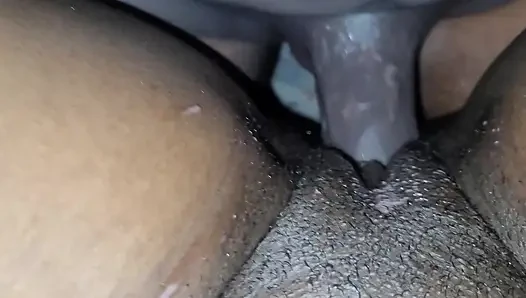 Meraklı heteroseksüel kız lezbiyen arkadaşı tarafından acımasızca sikiliyor