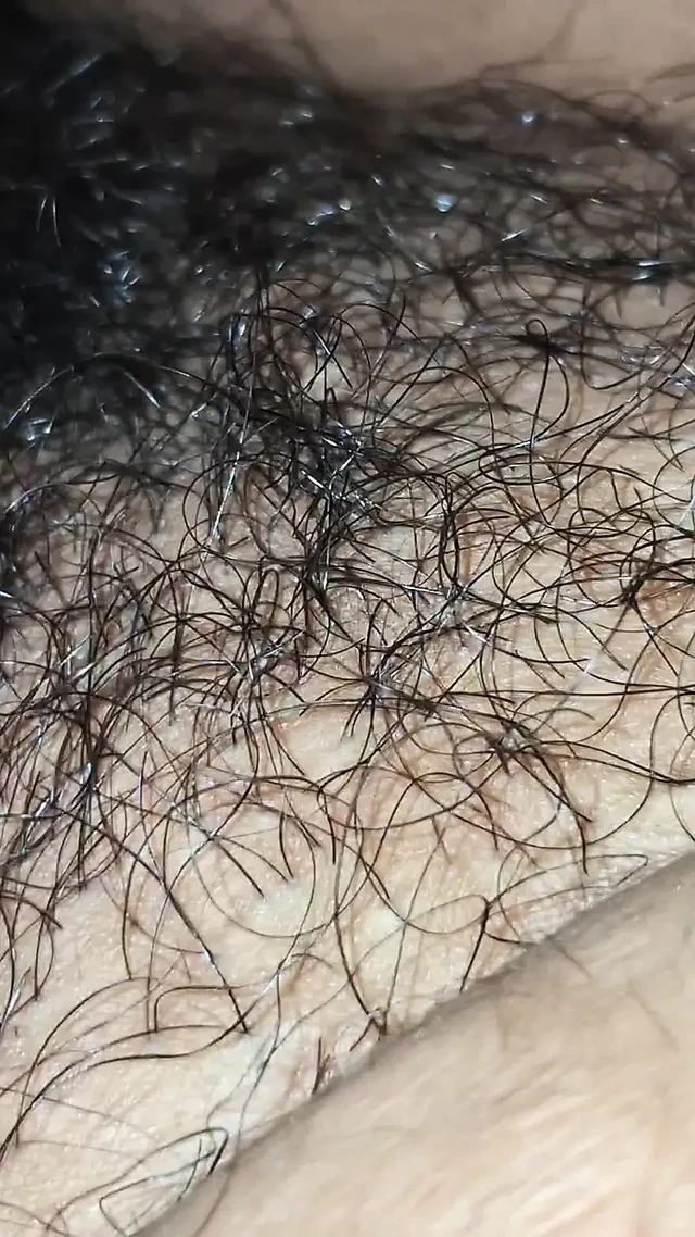 Genç koca karısını yoruyor