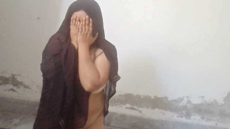 Desi mujra krti howy bhabi ki chudai