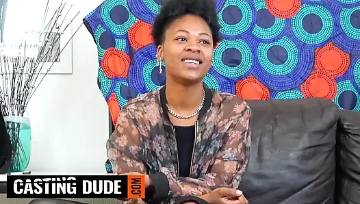 Pazar servisini hiç kaçırmayan sessiz zenci hatunla açık havada sikiştim