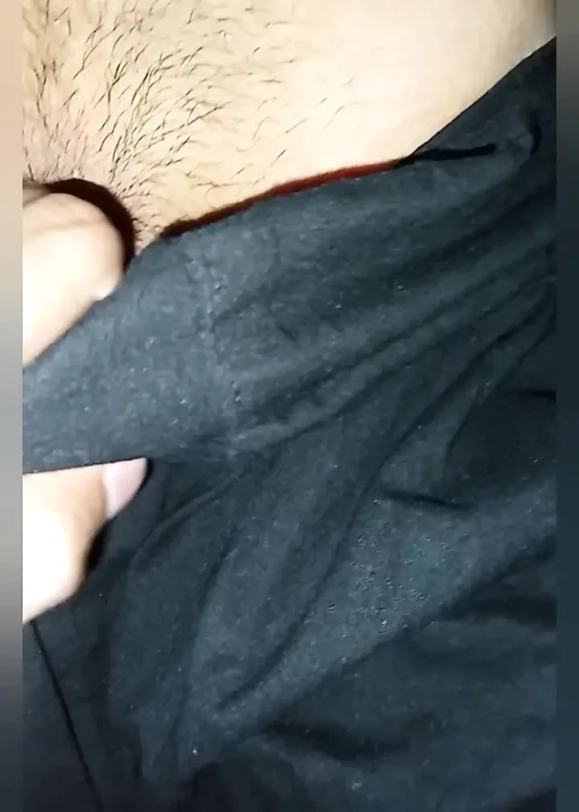 Arkadaşım kız arkadaşının götünü sikiyor seks bölümü (1)