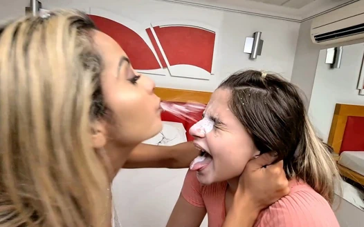 Yüze boşalma tedavisi aşırı - yüze oturma ve tükürme