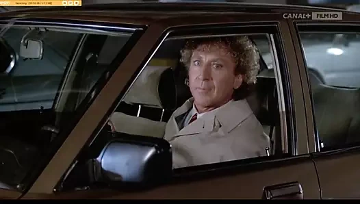 Kırmızılı kadın (1979) -x