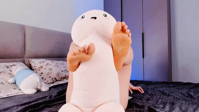 AYAKLA MASTÜRBASYON BÜYÜK YARAK