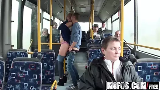 Mofos - mofos b yanları - lindsey olsen - pu üzerinde eşek becerdin