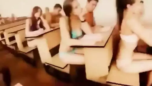 gf ki friend ko uske ghar pe le jaa ke choda