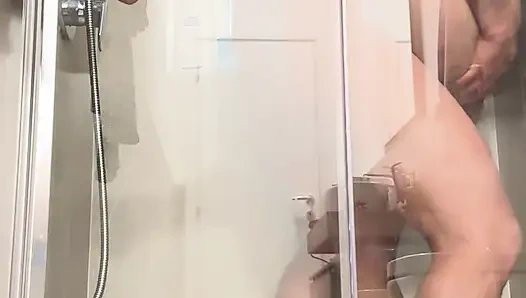 Обнаженный горячий душ с моей женой