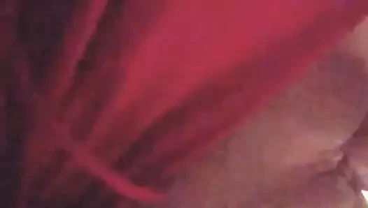 Onun lezzetli amını yakın çekim