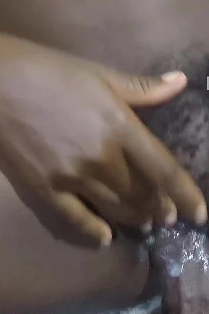 Извращенная и шаловливая пришла трахнуть меня