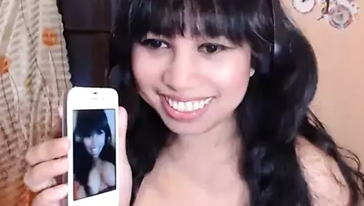 Aptal büyük memeler flashed kendini