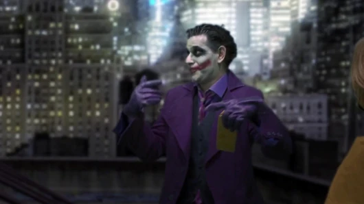 Striptiz kulübünde Joker ile seks partisi
