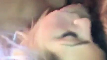 Chilena chupandolo - se corre con su boca.