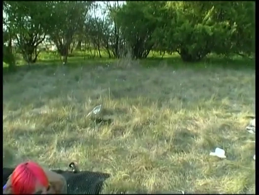 Dildo kızları birbirlerinin amını sikiyor