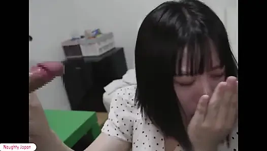 Tatlı bir gülümsemeye sahip Japon restoran personeli kimsenin beklemedüğü bir tarafla herkesi şaşırttı