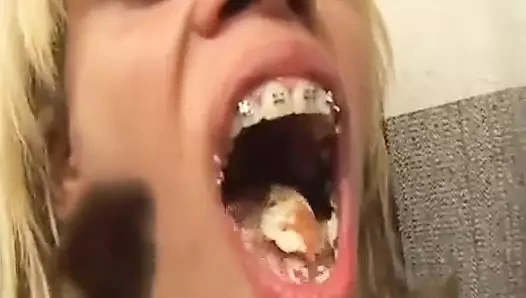 Kissing Classics serisi - ateşli lezbiyen latinleri öpüyor