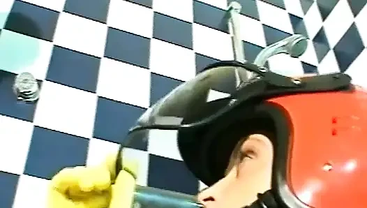 İki motorcu eğleniyor