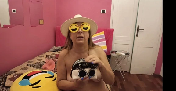 Veronica Rossi Official - cinsel ifadeler