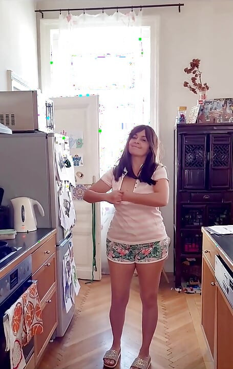 Mutfakta sakso ve boşalma