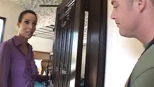 Hile fahişe kocası olduğunda komşu darbeler