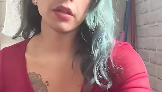 Horny Tsjade Needs a Cock Bad