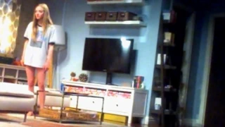 Amanda seyfried sahnede üstsüz oluyor