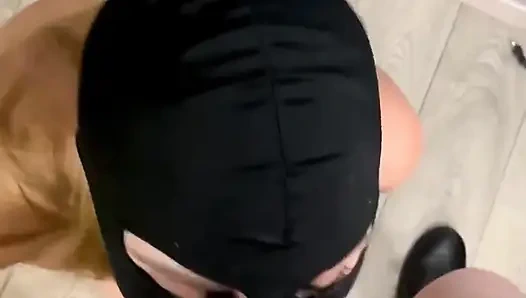 Çılgın evli kadının en sert gırtlağına kadar sikişi