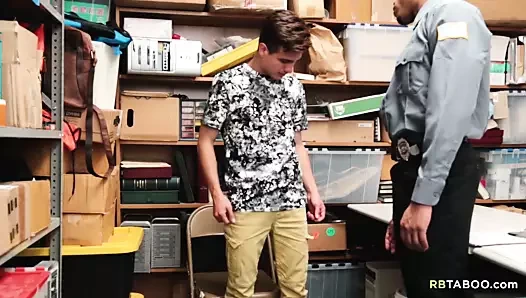 Eşcinsel erkekler özgürlük için götten sikişiyor