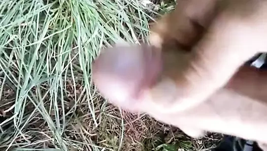 ben, ormanın içinde mastürbasyon