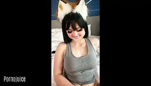 Kitty Kat sarah fox'un oynadığı çikolatalı süt istiyor