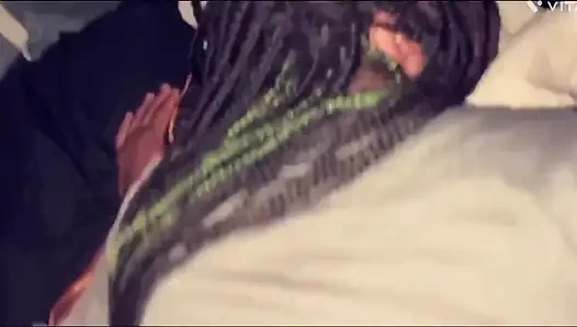 Tüm etiketler anal gırtlağına kadar sikişiyor anal şişman amcık açık genç şişman göt bakış açısı kovboy kız yarağa biniyor