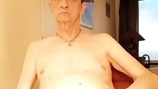 Yağ ile yüz ve yarak masajı