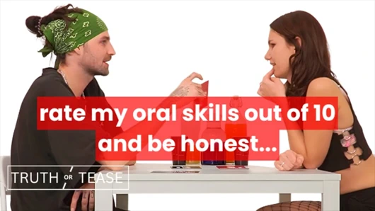 Ersties - doğruluk mu azdırma mı 2 - luke ve elisss riskli kart oyunu oynuyor (bölüm 1/3)