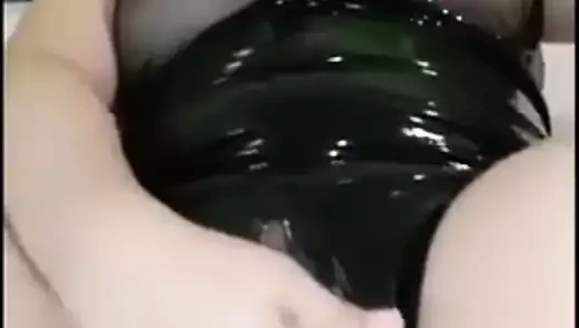 Adım anne erkek arkadaşı onu phat kedi dokunmak istiyor