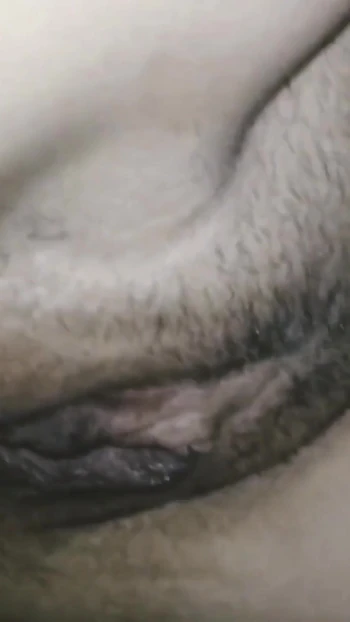 Незабываемый момент от "Друг разрешил мне трахнуть его жену - я трахнул ее в задницу"