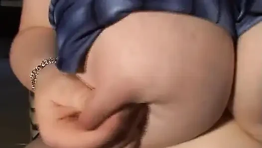 Şişman kadın yapay penisi seviyor