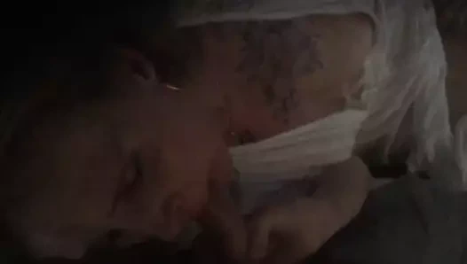 Sürtük gilf trish emme horoz ve sağladım. sonraki, derin göt