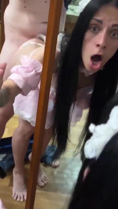 Мощный момент из "Это хорошо, что мой муж не знает, как велик мой пасынок кримпай во мне"