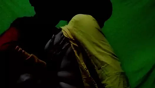 Hintli kadın anal seks videosu ateşli Hintli teyze sari şehvetli elle muamele açık sari teyze