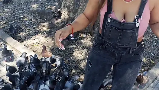 New York'lu ucuz fahişenin tek görevi bu yarağı ve abd'den seninkini emmek