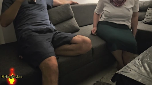 Ev Sahibi Suriyeli Temizlikçiye Çöküyor Fena Sikiyoe Turkish Porn