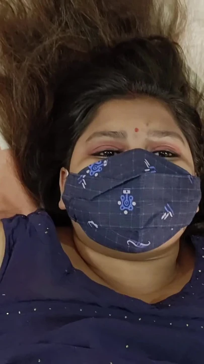 Потрясающий момент из "Красивая невестка моего соседа вошла в дом и жестко трахнул ее ночью".