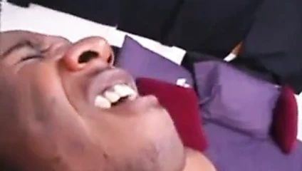 Aldatmak eş sikikleri dev siyah horoz